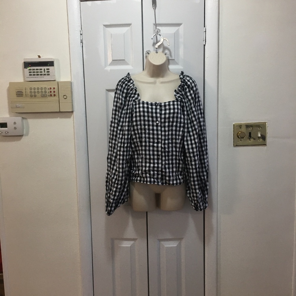 Who What Wear Women’s Balloon Long Sleeve Bardot Top